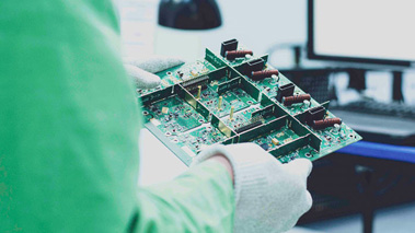 Engeenering Services <br/>& Product Management